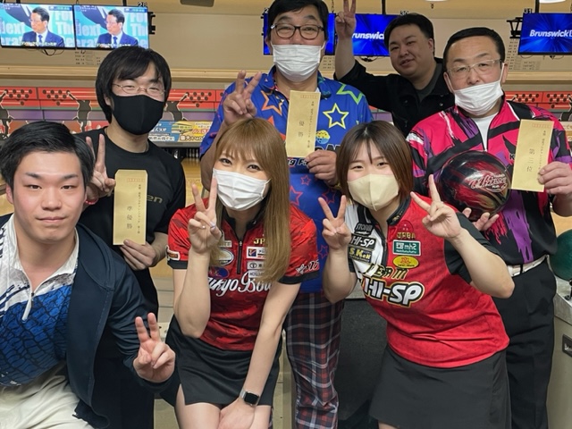 本間成美　ミニスカ 